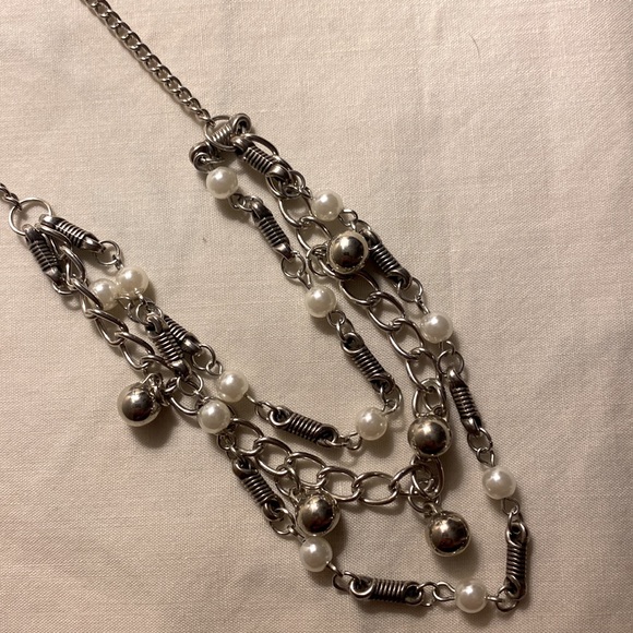 Necklace - length adjustable from 10-12” - Picture 2 of 4